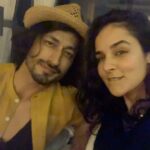 Angira Dhar Instagram – Never too late to celebrate #jackiechan and the awards one is winning!! @mevidyutjammwal 👊🏽 I’m a faaaan!!! #commando3