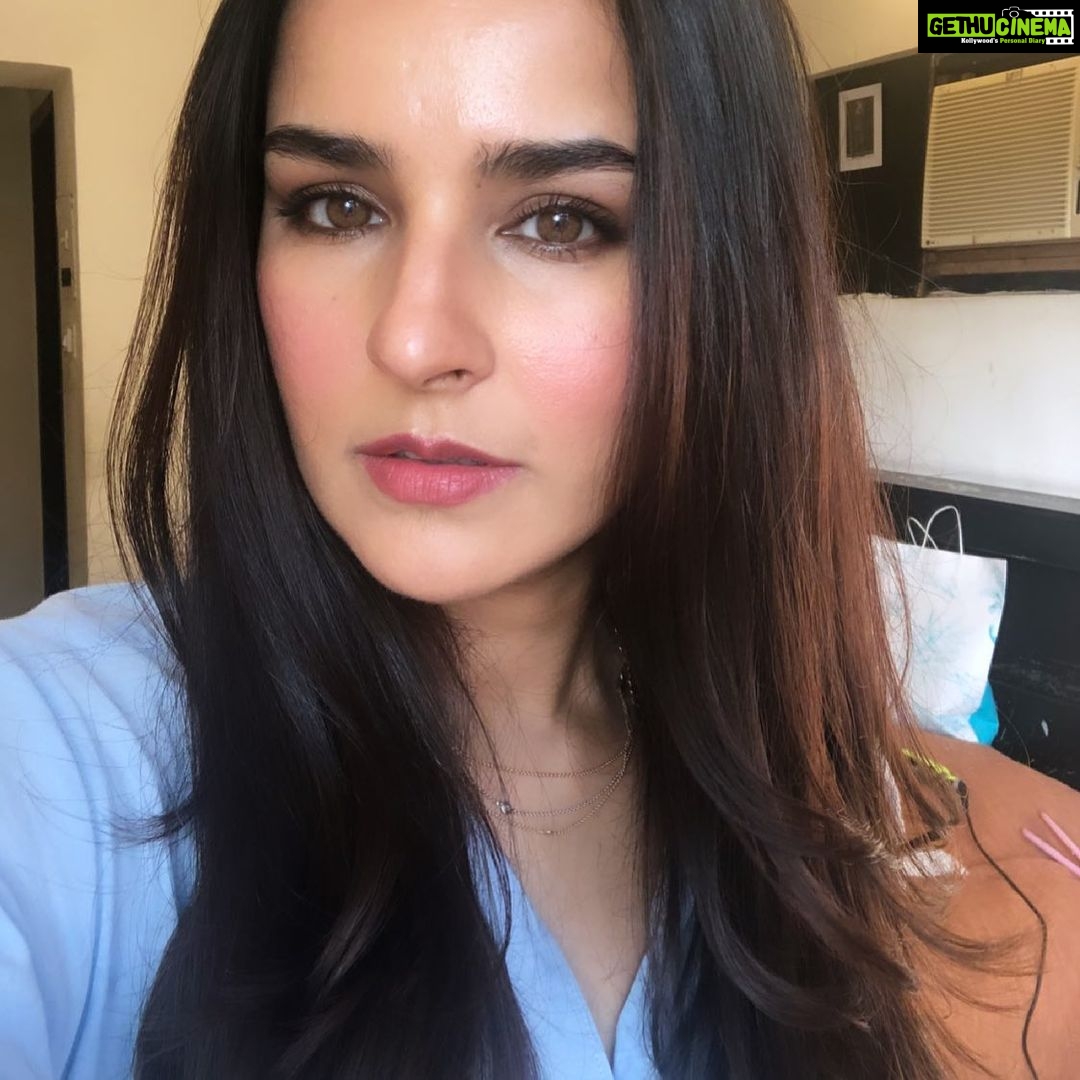 Angira Dhar - 76.7K Likes - Blush—errr ☺️