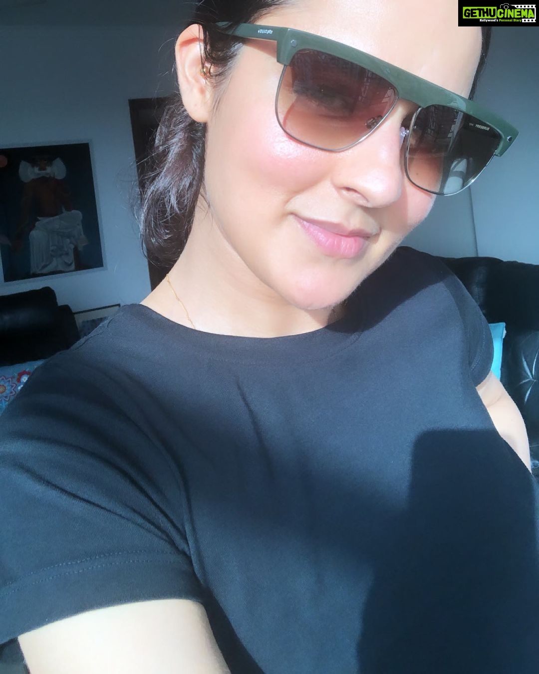 Angira Dhar - 59.7K Likes - Is it green or brown? Let’s just get done with this today 😎