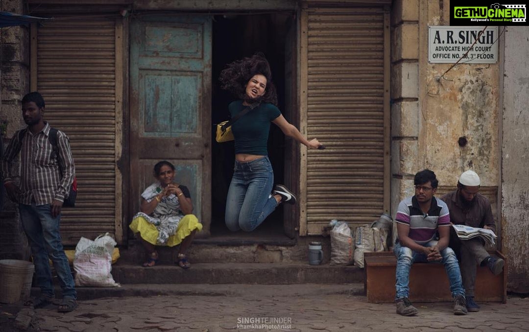 Angira Dhar Instagram - What’s your jump face ..🥴 📸 @tejindersinghkhamkha