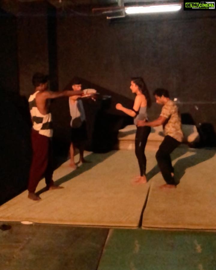 Angira Dhar Instagram - Flipping into 2019 with a 👊🏽 here’s a sneak peak #commando3 . HAPPY HAPPIEST NEW YEAR TO EVERYONE!! @mevidyutjammwal @adah_ki_adah @aditya_datt