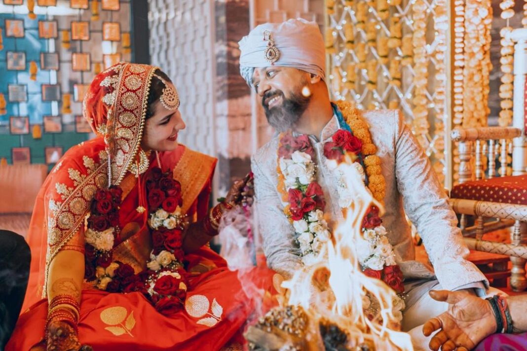 Angira Dhar Instagram - On 30-04-2021 Anand and I sealed our friendship into a marriage in the presence of our family, closest friends and god as our witness. With life slowly unlocking around us.. we wanted to unlock this happiness with you! ❤️
