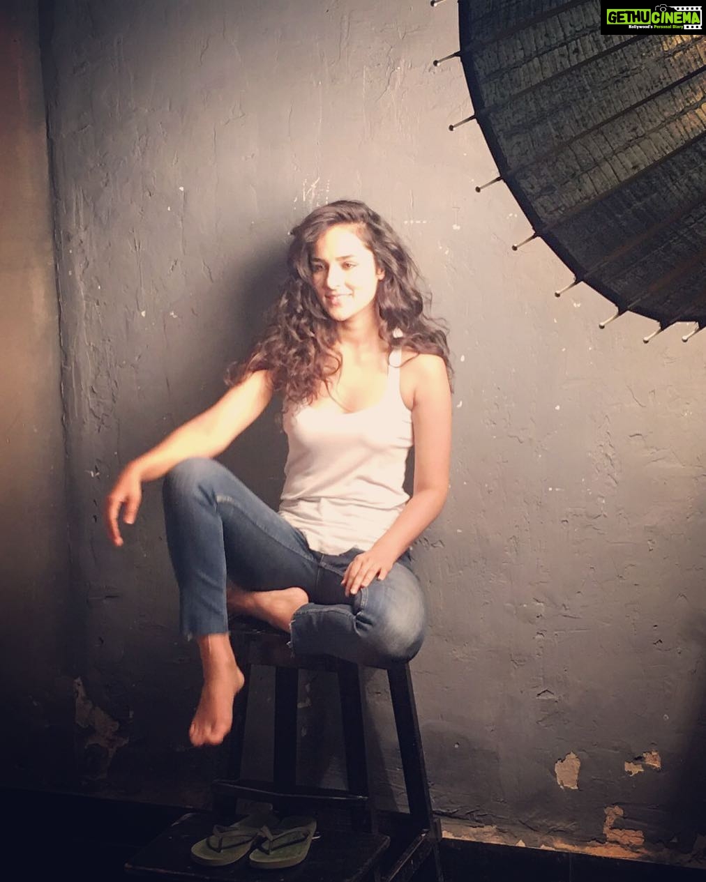 Angira Dhar Instagram - "Thinking up happy thoughts" thank you @rohanshrestha
