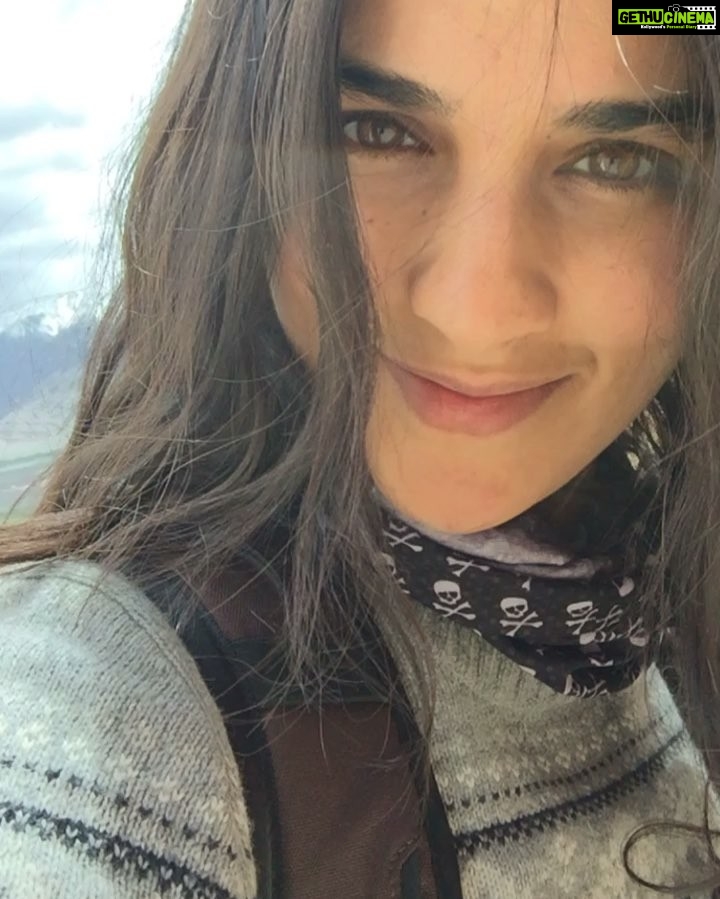 Angira Dhar Instagram - Hi 😊 Thikse Monastery