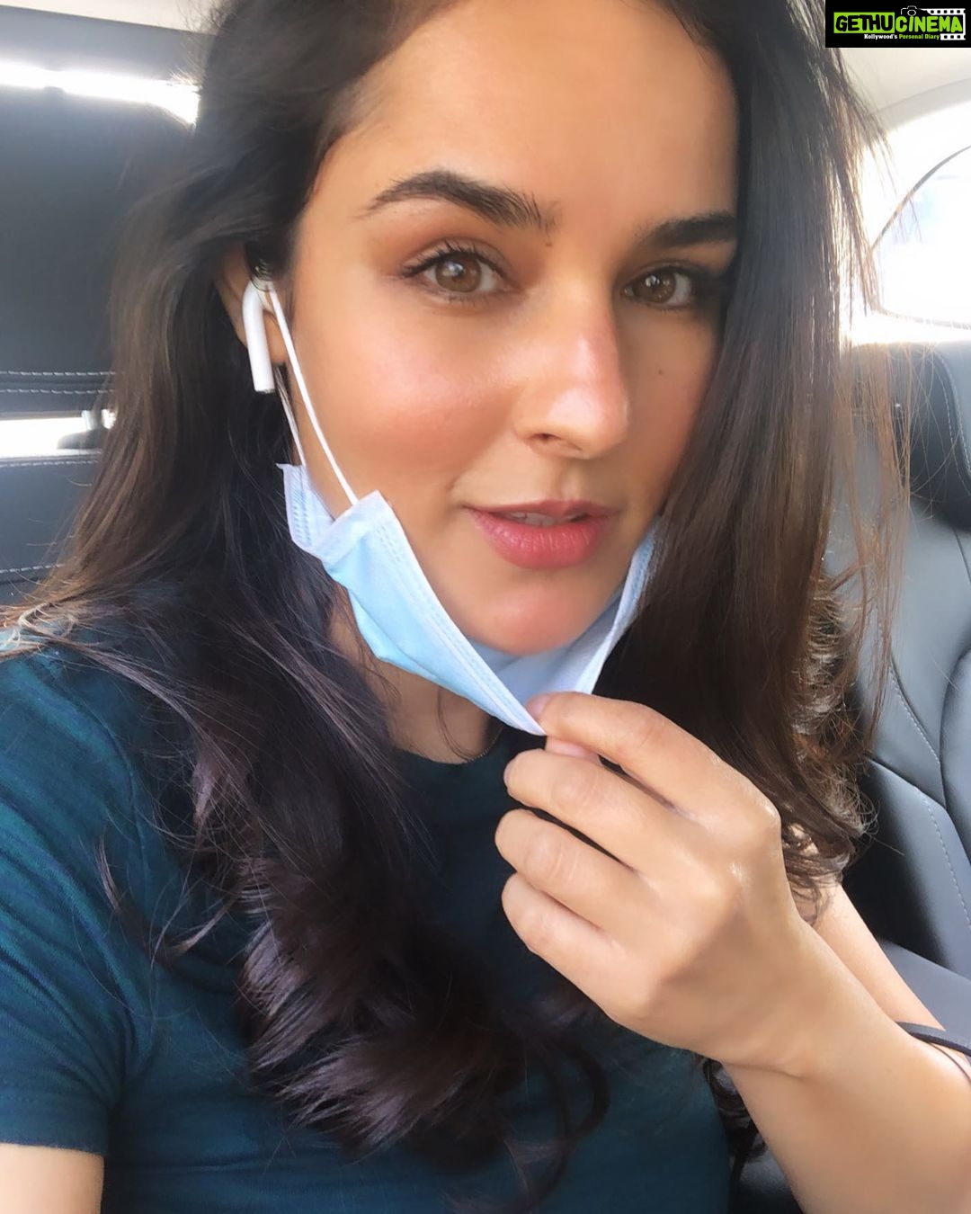Angira Dhar - 73.1K Likes - Peek-a-boo