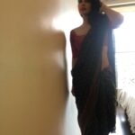 Angira Dhar Instagram - Saree draping attempt #1 😎
