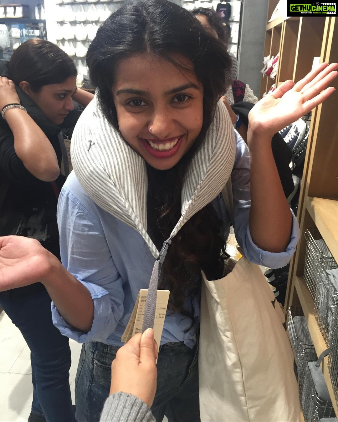 Angira Dhar Instagram - Going to hold on to you for ever you fool!! Happy yappy birthday @arajayaram .. I ❤️ you