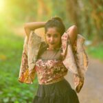 Anikha Instagram – Resting beech face!!
😉😉😉
stylist:@joe_elize