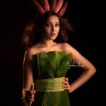 Anikha Instagram – 💚Pristine in Plantain by @mahadevan_thampi 💚
.
Dop : @mahadevan_thampi
Makeup & hair : @neethu_makeupartist
Mrt & costumes : @dundhu
Styling : @maalavikaah
Shoot managed by : @jpcastinghouse
Location:@haveacoffee_calicut
Retouch : @avinash_karode Have a Coffee