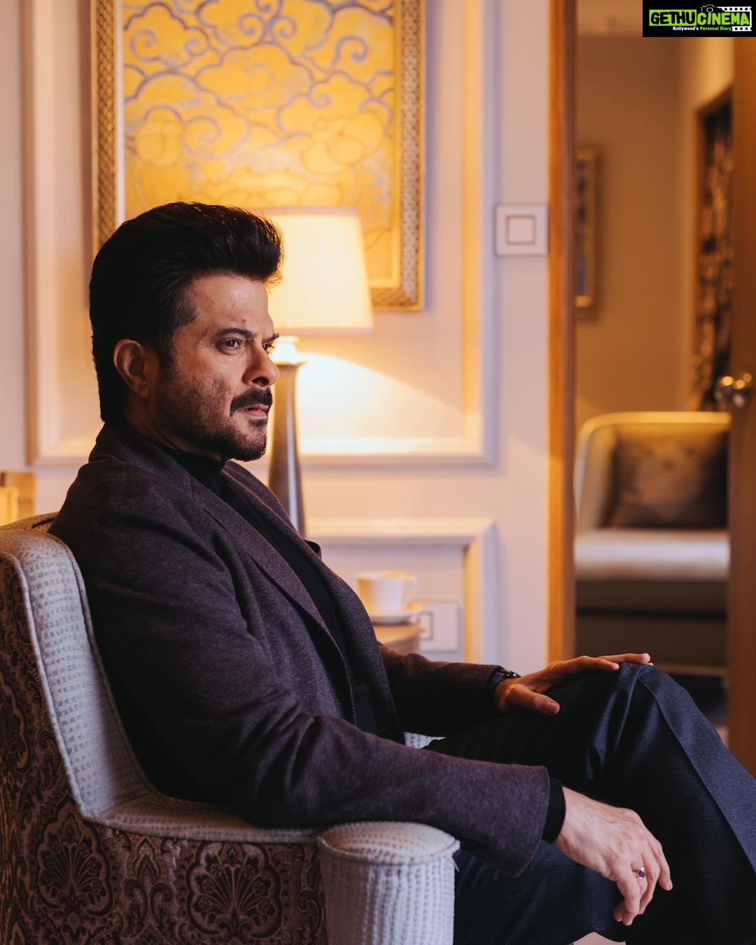 Anil Kapoor Instagram - Calm & composed on the outside... filled with questions & excitement on the inside! In conversation with @michaelkirkdouglas & @catherinezetajones #HTSummit2019 @hindustantimes ⠀⠀⠀⠀⠀⠀⠀ ⠀⠀⠀⠀⠀⠀⠀⠀⠀⠀⠀⠀⠀⠀⠀⠀⠀⠀⠀⠀⠀⠀⠀⠀ ⠀⠀⠀⠀⠀ Jacket : @canali1934 Shoes : @bally Styled by : @abhilashatd Assisted by : @shivani.sarin Media - @media.raindrop Hair and make up : @deepakchauhanartist Images : @nayantaraparikh assisted by : @debjitbanerjee_ Managed by : @jalalmortezai New Delhi