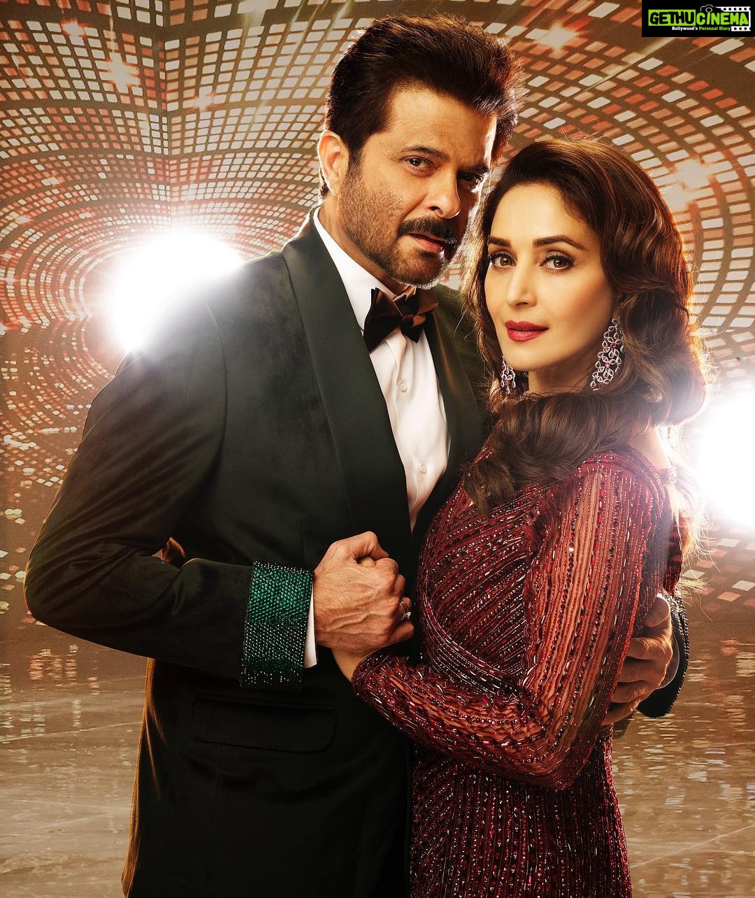 Anil Kapoor Instagram - Dancing alongnside with @madhuridixitnene in #PaisaYehPaisa was like going back in time and reliving it. Song out in less than 2 hours #Adffilms @indrakumarofficial @foxstarhindi @saregama_official