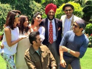 Anil Kapoor Instagram - Milkha Singh ji welcomed us into his home and his lovely wife fed us the most unforgettable aloo parathas I've ever had... He truly was an incredible sportsman, phenomenal host and above all an amazing human being... will be truly & deeply missed...🙏🏻