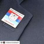 Anil Kapoor Instagram - Celebrating #ArmedForcesWeek in style! #TeamIndia proudly wearing the #ArmedForcesFlagDay badges...A fitting salute to our real heroes! #Repost @indiancricketteam (@get_repost) ・・・ #TeamIndia sport the Armed Forces Flag badges to commemorate the Armed Forces Week #ArmedForcesFlagDay
