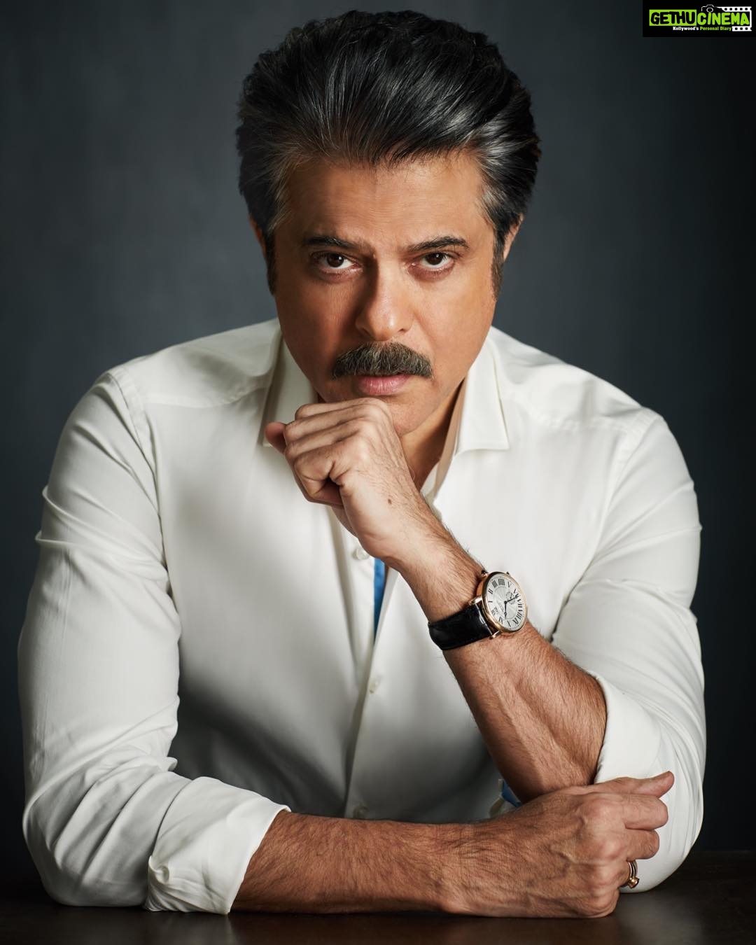 Anil Kapoor Instagram - #FanneyKhan has many faces, but don't be fooled by his appearance...He's hiding a whole world of secrets under that silver hair! @kriarj @tseries.official @romppictures @rohanshrestha 📸
