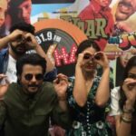 Anil Kapoor Instagram - 2 Million and counting #TheGoggleSong #Mubarakan @arjunkapoor @athiyashetty @ileana_official