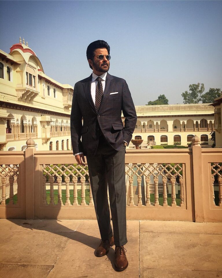 Anil Kapoor Instagram - Feeling no less than royalty at this beautiful palace in Jaipur! All set for the #childrensfilmsocietyindia #nationalchildrensfilmfestival #ChildrensDay Rambagh Palace