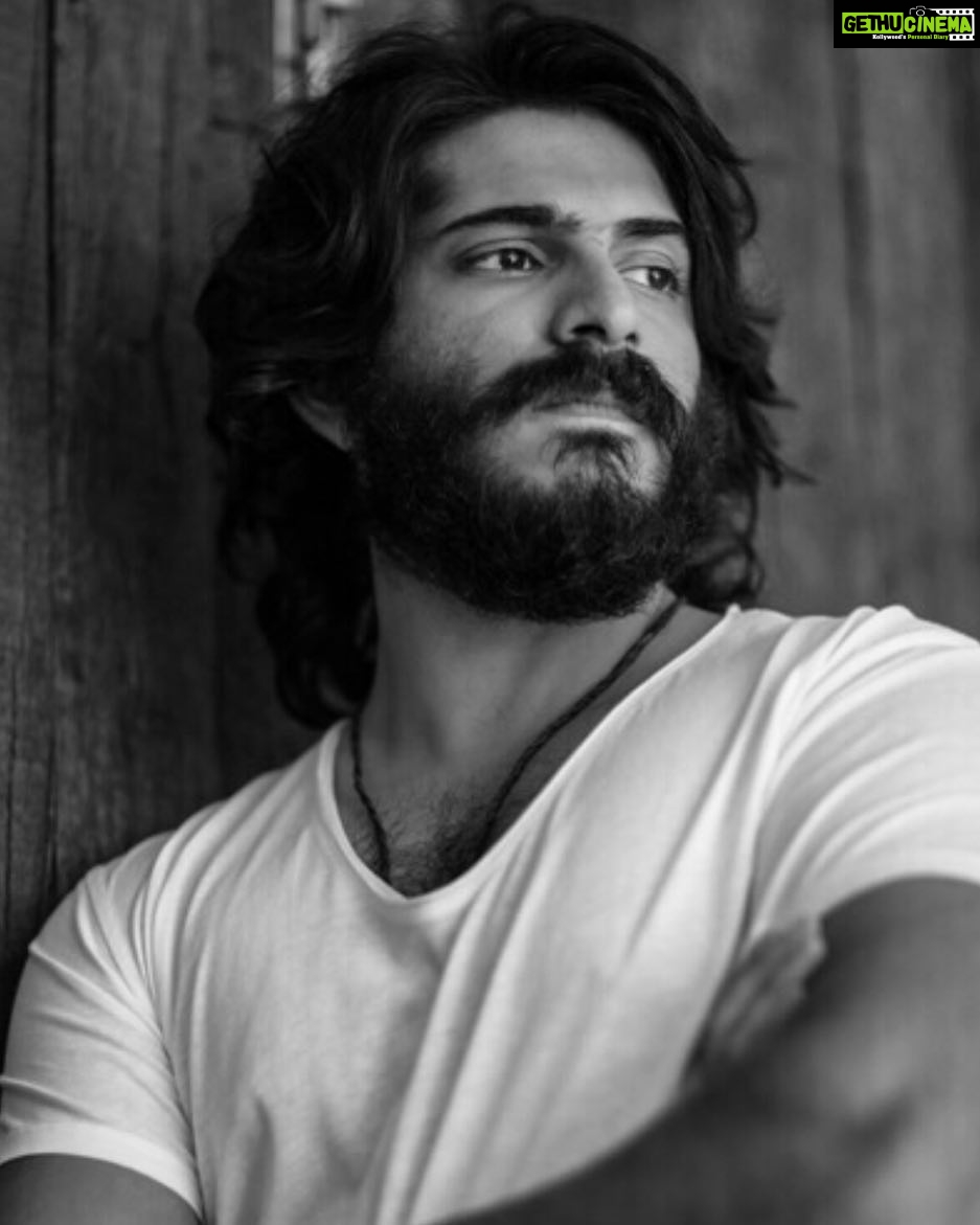 Anil Kapoor Instagram - @harshvardhankapoor you have made me proud every step of the way! Waiting for the #Mirzya music launch!!! Mumbai, Maharashtra