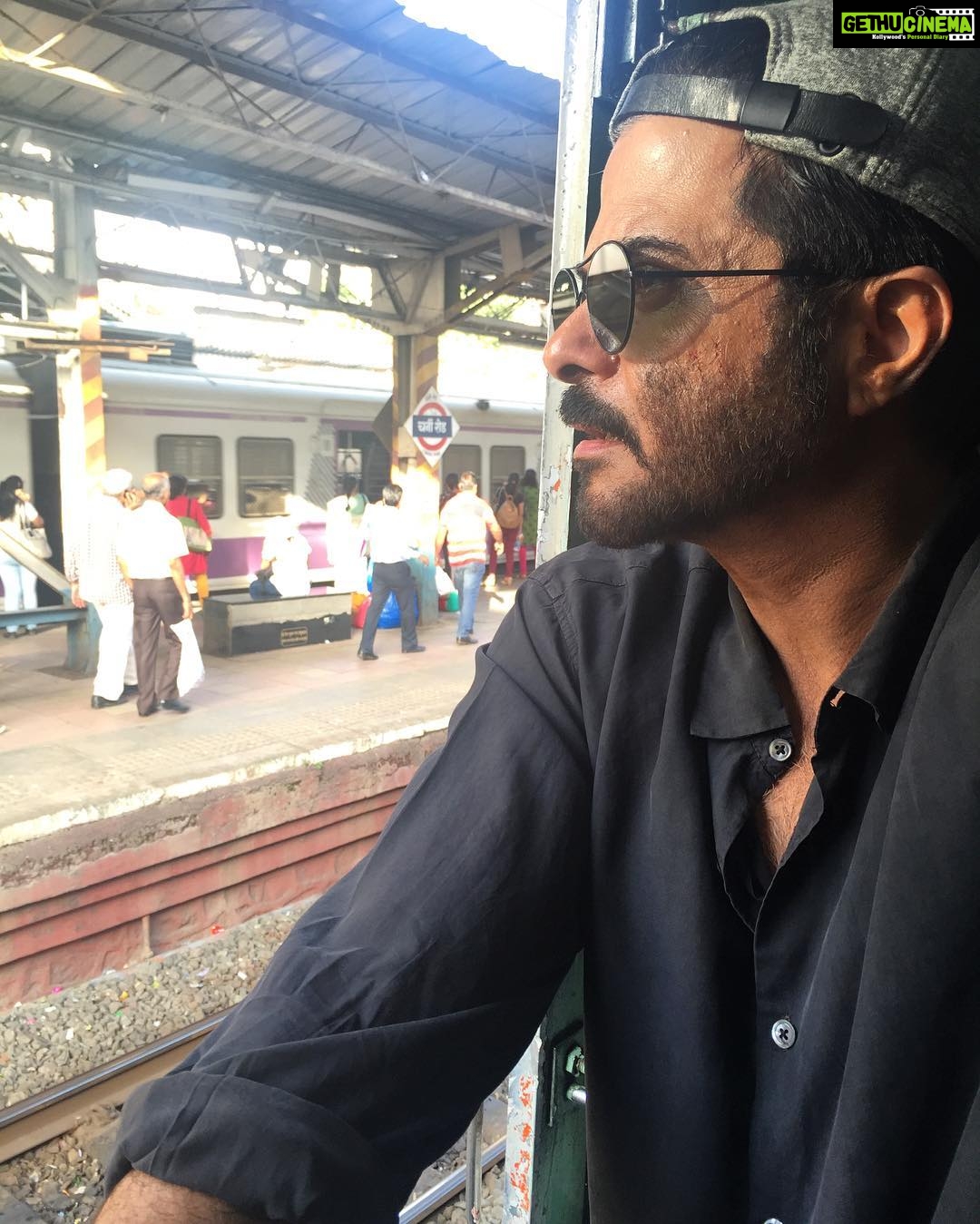Anil Kapoor Instagram - Avoiding the visarjan traffic & earning brownie points for getting home on time with the wife! #MumbaiLocal #GanpatiBappaMorya Mumbai Local