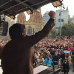 Anil Kapoor Instagram - One of the most memorable moments in my life hoisting the Indian Flag at Federation Square Melbourne on Our Independence Day. Jai Hind! Fed Square