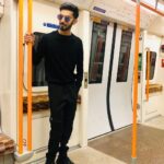 Anirudh Ravichander Instagram - Train-ing series by @abvasu