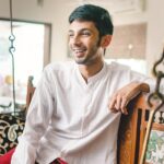 Anirudh Ravichander Instagram - Music takes me everywhere but my home is where my heart is. Want to know what it looks like? Take a look with @beautifulhomes.india Courtesy @asianpaints #BeautifulHomesIndia #AsianPaintsWhereTheHeartIs #HomeTours #Interiors #HappyHome