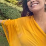 Anita Hassanandani Instagram - 🧡 Sometimes all u need is to be free. HMU @ashitabhateja