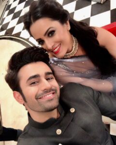 Anita Hassanandani Instagram - Woke up to some nonsensical news bout @pearlvpuri 
I know him! It is NOT true ... canNOT be true.... all lies.
I’m sure there is more to it. And the truth will be out soon.
Love you @pearlvpuri 
#ISTANDWITHPEARL