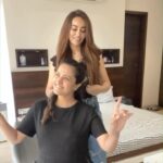 Anita Hassanandani Instagram - Cos you are my shonaaa @surbhijyoti until my “shonnaaforever” pops 👶 #girlsjusywannahavefun💄🎀 @triller_india @triller