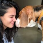 Anita Hassanandani Instagram – Dude… social distancing plzzzz 
😍
@snuglymowgli 🐶