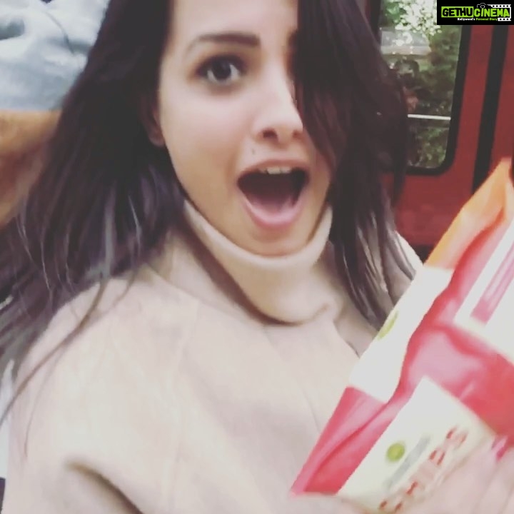 Anita Hassanandani Instagram - No need #TikTok! Bas talent hi kaafiii haaiiiii .... kisi bhi platform ko TikTok banadeinge! Here’s a shoutout to all the TikTokers who worked really hard to achieve certain goals. You guys r way to talented to need a certain platform. Any and every platform needddssss you! Looking forward to all ur amazing videos here on insta and hopefully soon on #Reels.