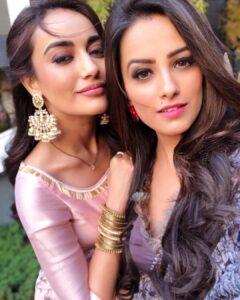 Anita Hassanandani Instagram - The closer I get to someone the more difficult it gets for me to come up with a caption. You are a friend I wish I had made when I was in school... so we could’ve spent all these years together. I’m glad I have you in my life now ...thank you for being YOU. we may not talk everyday, meet very often but I need you to know that I count on you ... and would want you to count on me for life. Happiest birthday @surbhijyoti ... Love you! Wish you all the happiness in the world 💫
