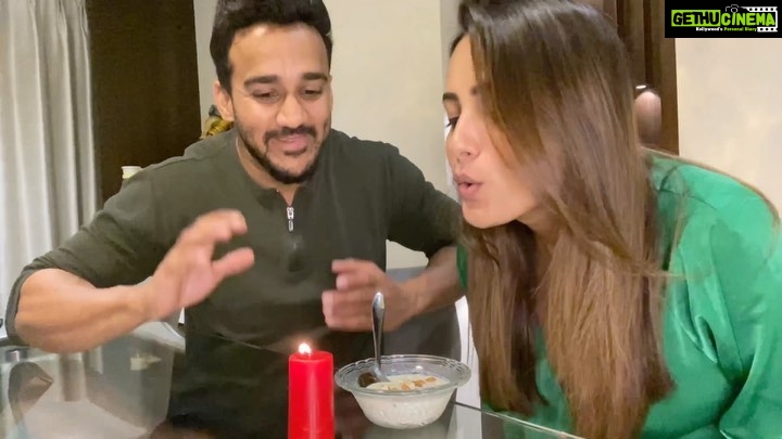 Anita Hassanandani Instagram - It's my birthday! And Mr. Husband has prepared the world's best kheer only for me! Thank you @rohitreddygoa for making my favourite kheer and thank you @madhursugar.official for adding the right sweetness that's safe and hygienic! #ShuddhChunoSahiChuno #untouchedbyhands #madhursugar #sweetnesspartner