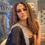 Anita Hassanandani Instagram – Vishakha meets Mundika and is now  even more evil!!! 😈
It happens only in #Naagin 🐍 🤣😂😂