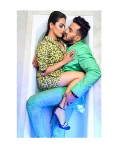 Anita Hassanandani Instagram - Second look For @fitlookmagazine Founder @mohit.kathuria1987 Wearing @ujalaazadubaidali HMU @nehajain_artistry @srushti_sirwani Shot by @praveenbhat Stylist @harshkhullarofficial Location @thelalitmumbai