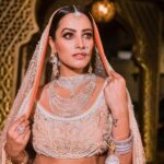 Anita Hassanandani Instagram – Happiest being your bride … every single day! @rohitreddygoa 💄MUA , HAIR & STYLING :- @nehaadhvikmahajan  #nammakeovers #bridesbynam.
.
👗OUTFIT :- @taandonreynu .
💍JEWELERY :- @anmoljewellers .
📸PHOTOGRAPHY :- @candidweddingstories 
Kaleeras:- @omsons_bridal_store .
Beauty Products:- @forever52india
.
#bridalshoot #by #nehaadhvikmahajan # for #bridesofindia