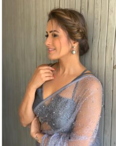 Anita Hassanandani Instagram - #shagunarora 
Working weekend! 🌈