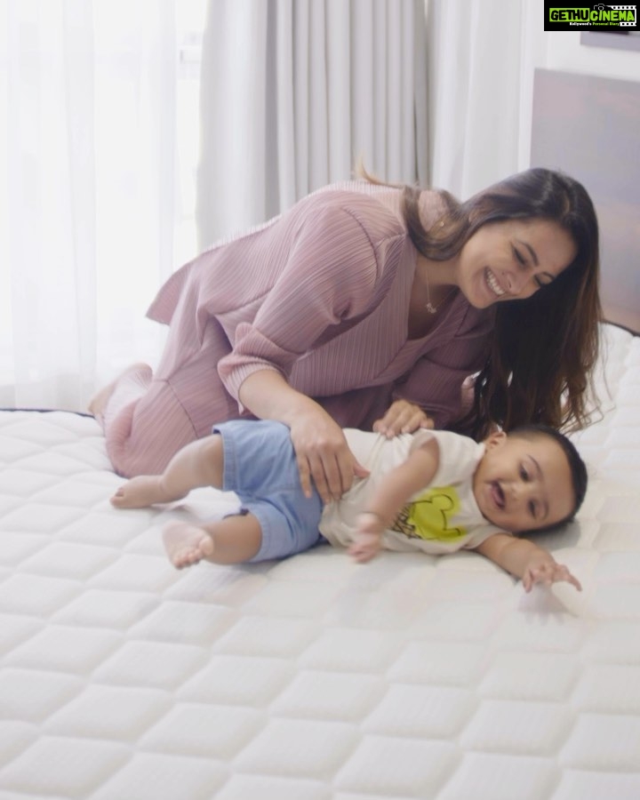 Anita Hassanandani Instagram - A Clouddio mattress is what I trust the most when it comes to getting a good night’s sleep. It’s not just the sleep that matters, this mattress is also super safe for kids, which is why I don’t have to worry about Aarav playing on it or spending most of his time sleeping on it. Get the #GreatestMattressEver from @clouddio_official today! ♥️