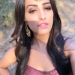 Anita Hassanandani Instagram - When in doubt must you pout? #VishVibes