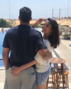 Anita Hassanandani Instagram - Find a guy who’s a bad ass with a cute ass 😂🤣❤️❤️... not an ass!