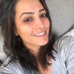 Anita Hassanandani Instagram - No filter no makeup kinddaaaa day! I swear.... best feeling Evaaa! 🦋