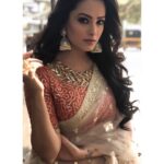 Anita Hassanandani Instagram - 🍂 Saree: @anusoru