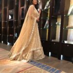 Anita Hassanandani Instagram - Some days make you realise where you stand. As of this day I stand tall at the @taruntahiliani store! Suchaaa gorgeous outfit! Succchhhaaa lovely human. Was a pleasure to meet you Tarun. Thanks @shamsiabbas for getting us two sindhi s under one roof ❤️