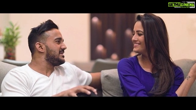 Anita Hassanandani Instagram - For all those who keep asking me what products I use for my skin, here’s the answer: NIVEA Creme. Been using this ever since I was a child and it’s now one of those beauty essentials that I swear by. Some days back, I asked you guys to suggest some unique ways to use NIVEA Creme. I was quite impressed at the answers I received. So, @rohitreddygoa and I tried the ones that we thought were the most interesting. Do give these a shot and let us know your unique use of NIVEA Creme using #manywaystocare @niveaindia