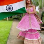 Antara Biswas Instagram - My pride, my nation, my freedom! Happy Independence Day to one and all! ♥️ 🇮🇳 #IndependenceDay #FeelKaroReelKaro Outfit: @siyasanjhi