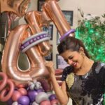 Antara Biswas Instagram – Welcoming the New Years with a million more of you! ♥️🧿#4MillionStrong #4MFamilyOnIG #4MillionMonalisaFans