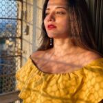 Antara Biswas Instagram - We Can’t Direct The Wind, But We can Adjust Sails 🙂🙂🙂.... #goodmorning #world #tuesday #vibes #yellow #different #mood