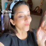 Antara Biswas Instagram - Its Not My Problem.... 🤷‍♀️🤷‍♀️🤷‍♀️🤷‍♀️ #kareenakapoorkhan #kareenakapoor #bebo #myfavorite #video #fun #quarantine Ghar Pe........