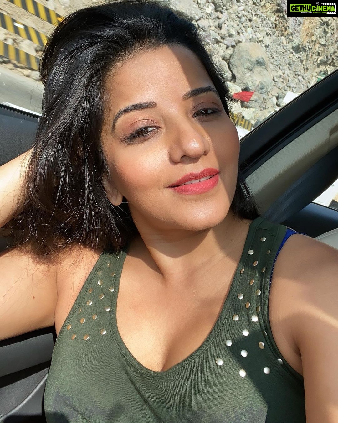 Antara Biswas Instagram - Kissed By The Sun 🌞💋.... #happy #me #lovelyday #onset #gratitude #blessed #nazarhits400