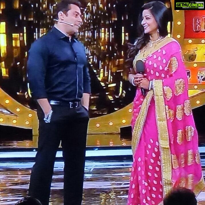 Antara Biswas Instagram - Happy Birthday 🥳 “DABBANG”@beingsalmankhan .... Our “Chulbul Pandey” 😍😍😍