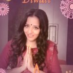 Antara Biswas Instagram – May the festival of joy become more beautiful for you and family. All your new ventures get success and progress. Happy Diwali 😃…
Keep Following Me on @vigovideoindiaofficial